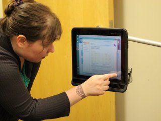 Demonstrating eye tracking research
